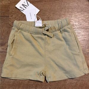 NWT Toddler boy shorts size 3/4